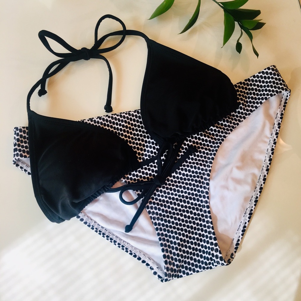 Mix & Match βEBONYβ Triangle String Bikini Top - Picture 3 of 3